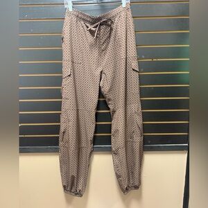 Albion Jetsetter Cargo Joggers Wicker Checkerboard Medium Tall Like New